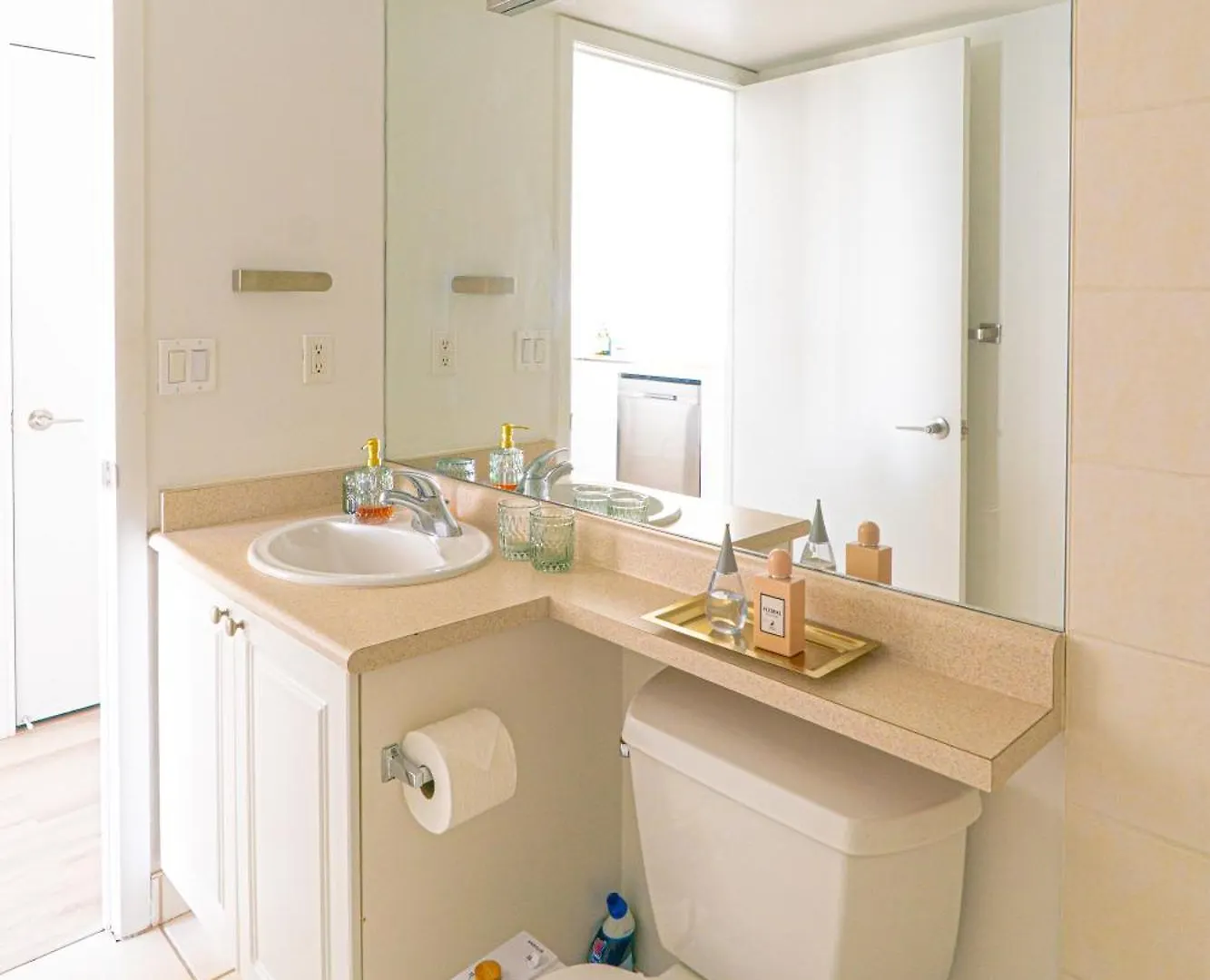 Vip Spacious 1 Plus Den At Heart Of Toronto - 231 Fort York Blvd - Free Parking 0*,
