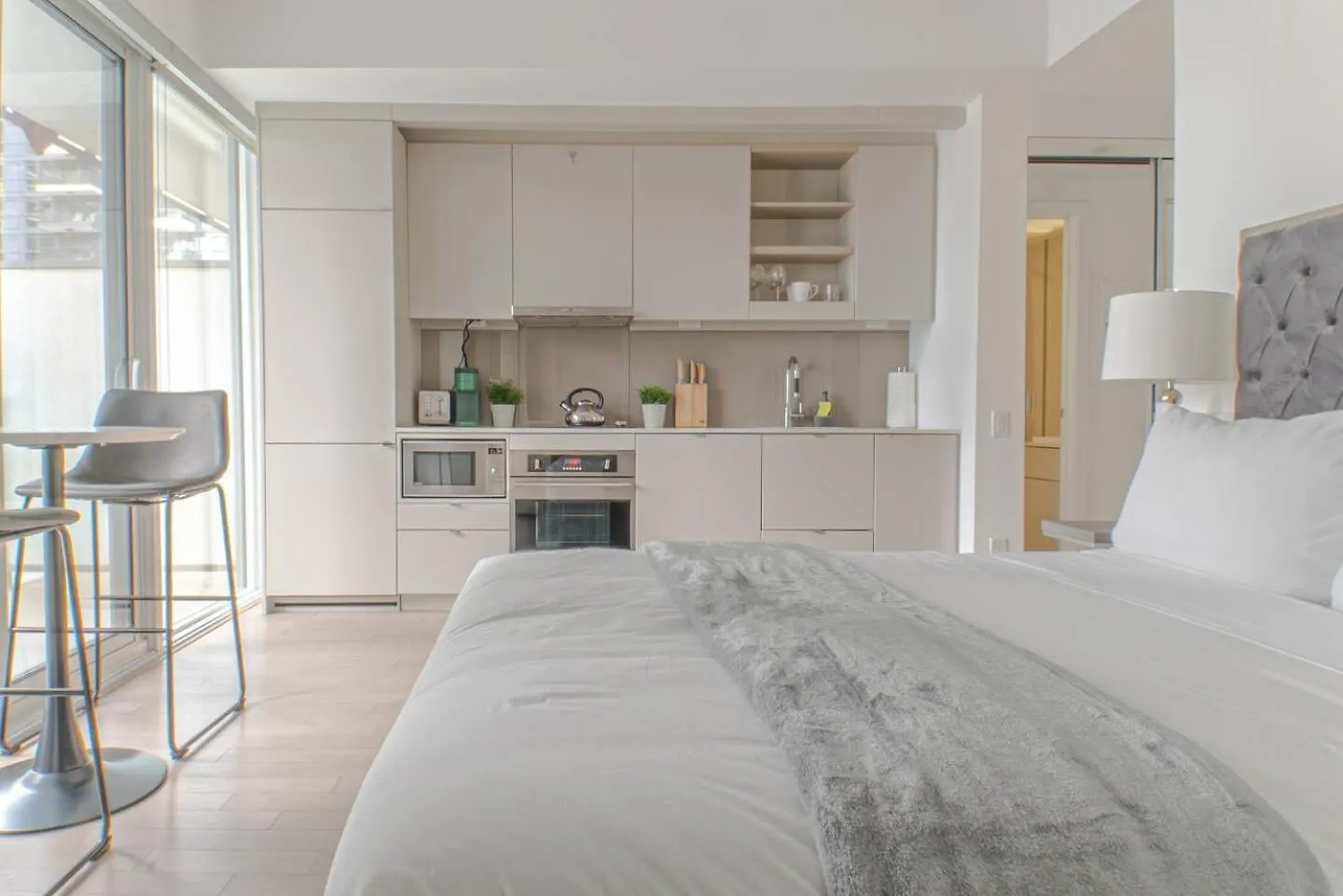Apartment Vip Spacious 1 Plus Den At Heart Of Toronto - 231 Fort York Blvd - Free Parking