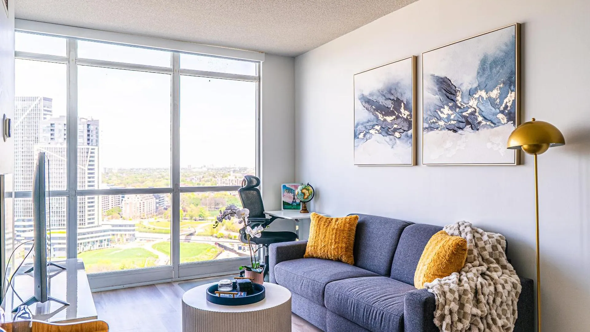 Vip Spacious 1 Plus Den At Heart Of Toronto - 231 Fort York Blvd - Free Parking